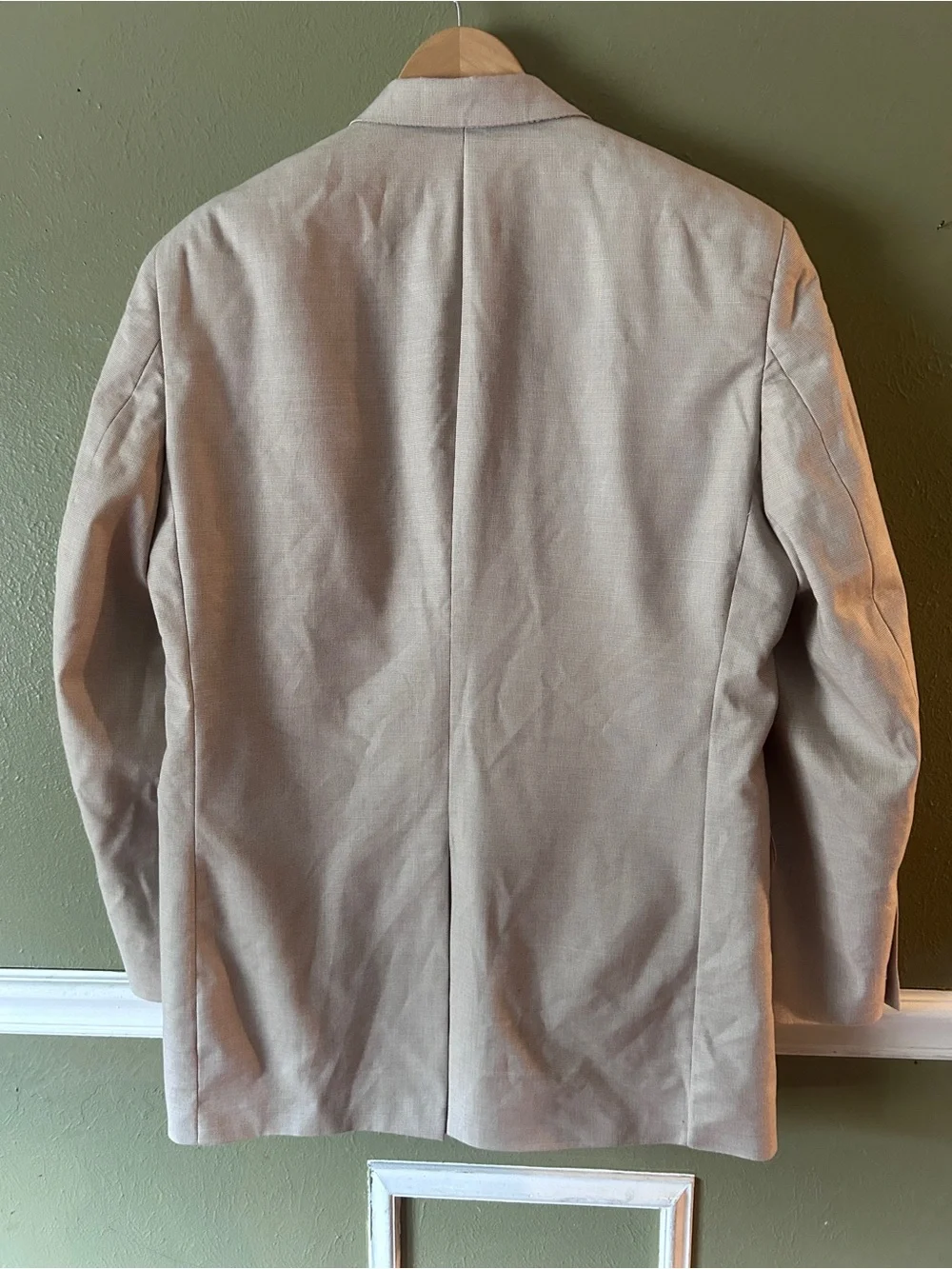Joseph A Banks Beige Lightweight Men's Two-Button Blazer 44 Long